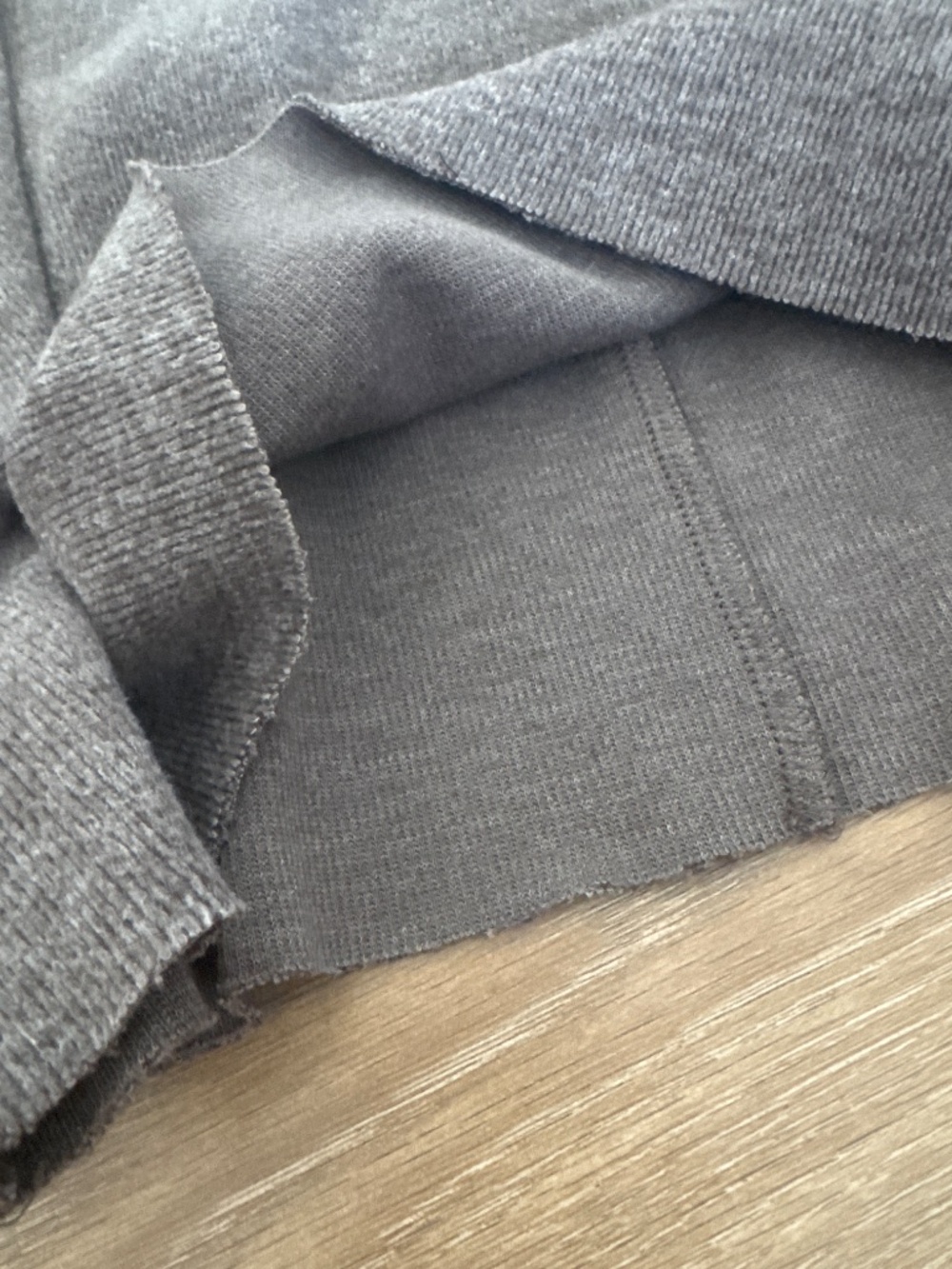 2 Pack: Zara Cropped sweater tops w/ raw hem - Picture 4 of 5